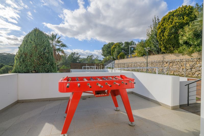 Foto c19db230-dc52-4e19-9efc-80d134d56bb3. Casa amb aparcament piscina a Can Girona - Terramar - Vinyet Sitges