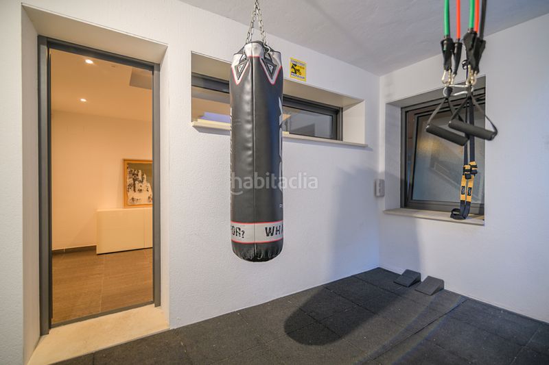 Foto c739bdd4-8422-4a8b-87ef-3b570111902d. Casa amb aparcament piscina a Can Girona - Terramar - Vinyet Sitges