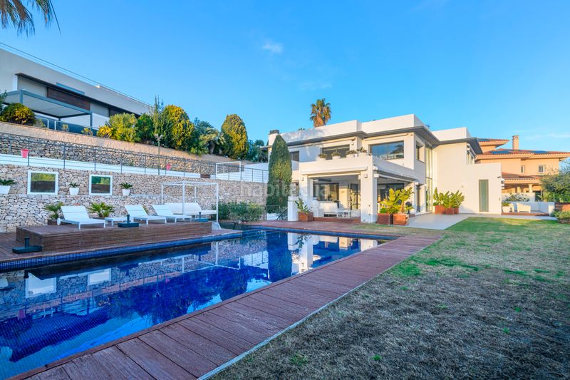 Foto c8574375-b22d-4157-a2f6-14245b04531c. Casa amb aparcament piscina a Can Girona - Terramar - Vinyet Sitges