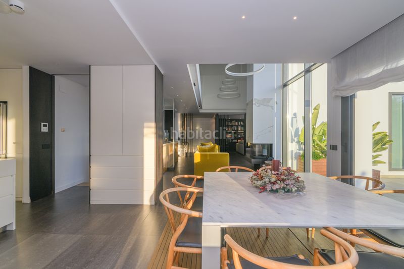 Foto fd0ae7e6-ec61-42e6-a01e-f196df993335. Casa amb aparcament piscina a Can Girona - Terramar - Vinyet Sitges