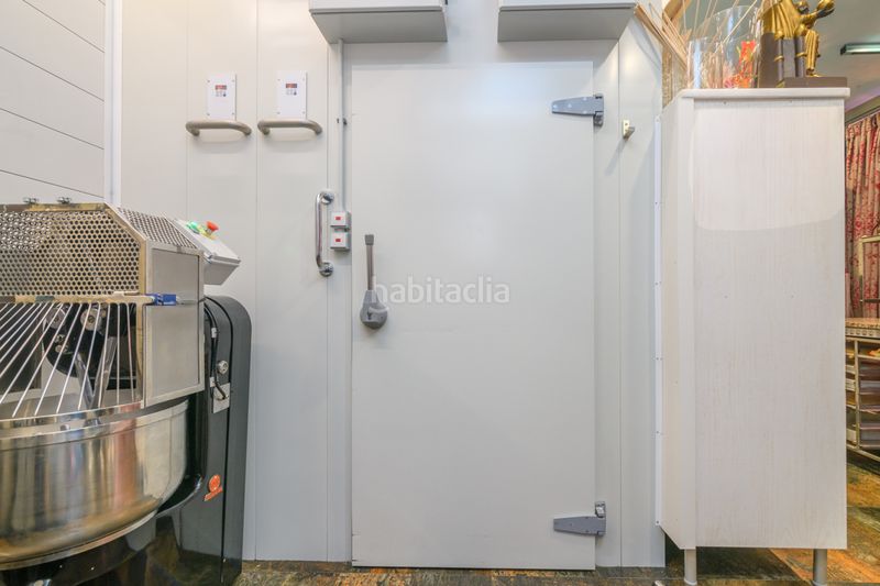 Foto c6ec58aa-4d77-4726-9456-1e60198868bd. Local comercial a La Roureda Viladecans