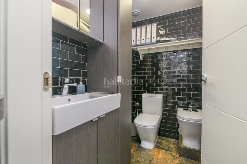 Foto d23adc7d-8c32-4288-bbae-6f1a83dcd1b3. Local comercial a La Roureda Viladecans