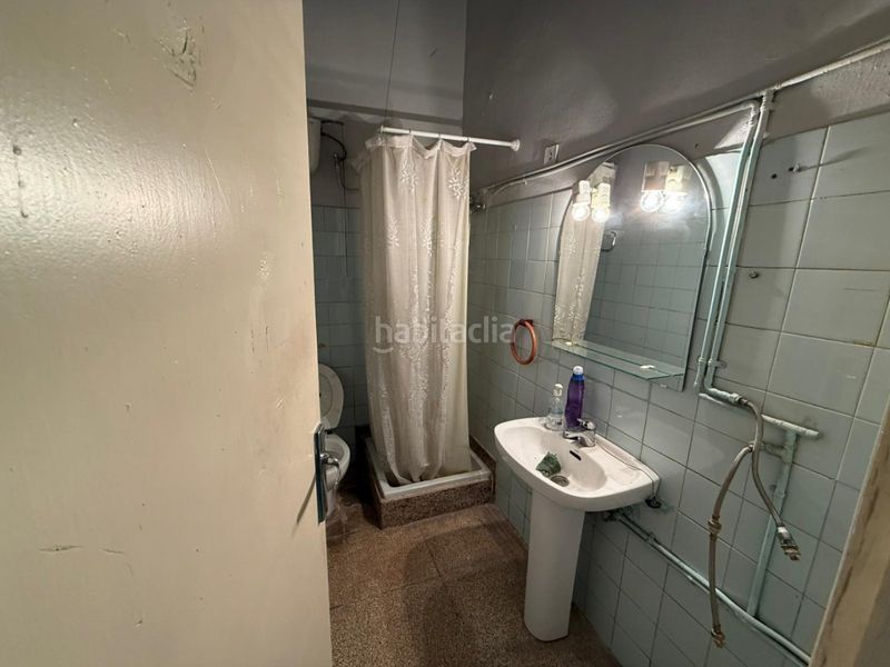 Foto 068a7111-134f-44c3-b469-840927cb3f4d. Local comercial a Passeig Maragall Gavà