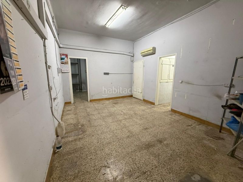 Foto a0457dc7-ae22-48f5-bf8d-84886f66e6a3. Local comercial a Passeig Maragall Gavà