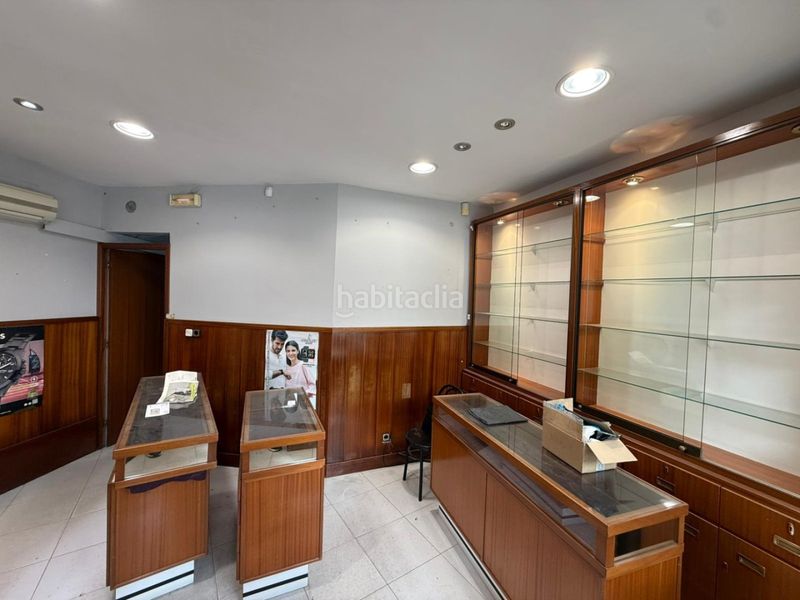 Foto e0499567-b6cd-4f2f-b60e-9a53f64f5410. Local comercial a Passeig Maragall Gavà