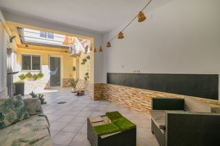 Flat  Viladecans - calle nou. Vivienda amplia con terraza a nivel