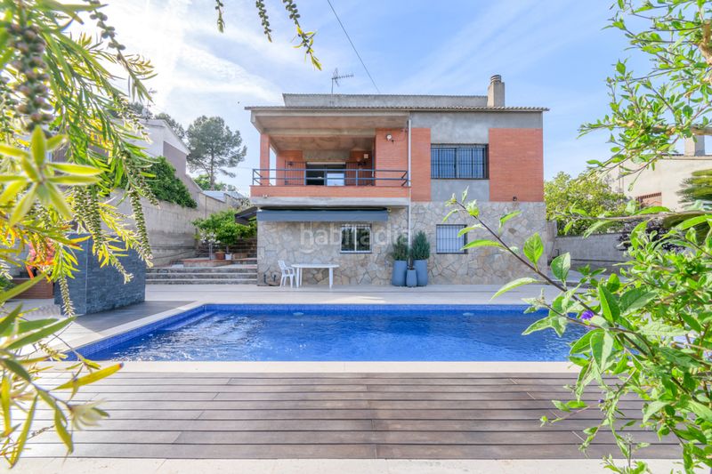 Foto 4518bc10-ff99-4832-a1d2-d7285483eb88. Casa amb aparcament piscina a La Sentiu Gavà