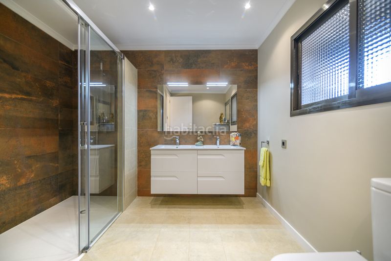 Foto 5fc66572-cfaa-498e-a23e-4a36a9600d96. Casa amb aparcament piscina a La Sentiu Gavà