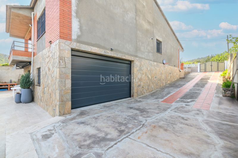 Foto 8c356d41-2121-43ac-a5e9-71f3f3ce9b6d. Casa amb aparcament piscina a La Sentiu Gavà