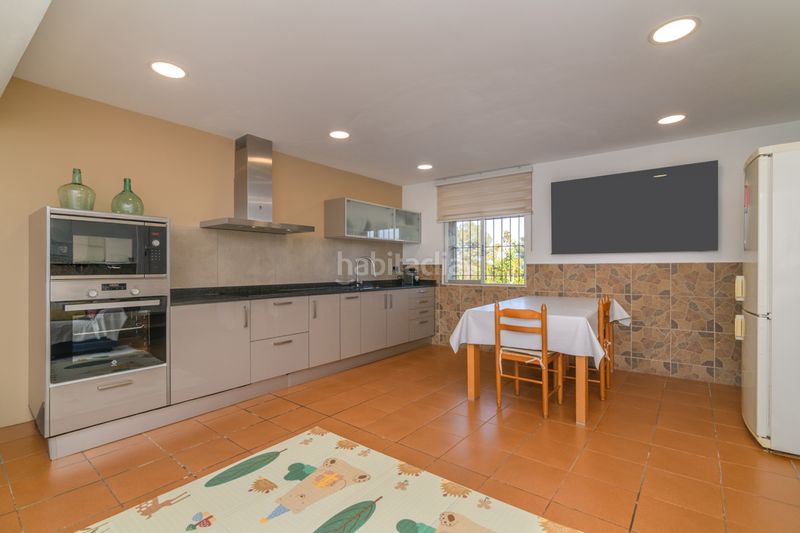 Foto a2016d97-863e-41c3-8dd5-aec1a6ca20ef. Casa amb aparcament piscina a La Sentiu Gavà