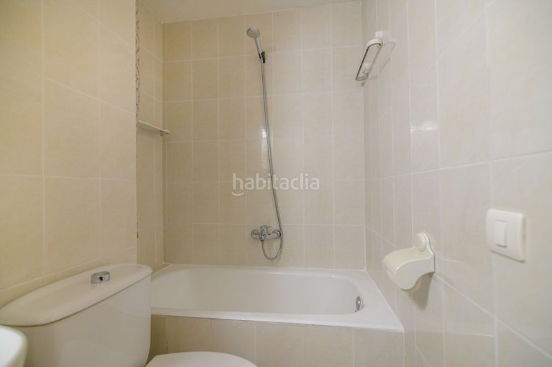 Foto ecc791bf-6da2-468f-be36-27ded0341978. Pis a Diagonal-Colomeres Gavà