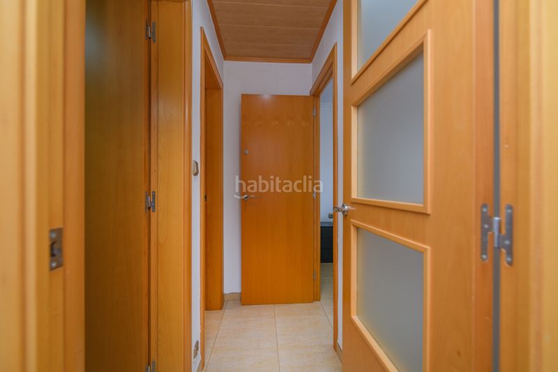 Foto d3b885c7-4e09-4856-89cc-f0f3830f2363. Àtic amb calefacció a Centre Viladecans