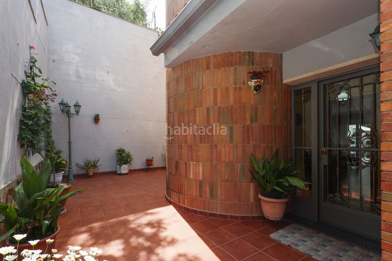 Foto 03a52896-d34f-4be8-8e8b-4a678d4434d4. Casa amb calefacció aparcament piscina a Sant Andreu de la Barca