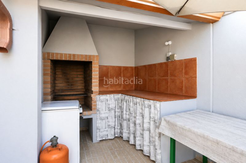 Foto 04e3c1cd-ce1c-40b6-bc68-0242e7d17d86. Casa amb calefacció aparcament piscina a Sant Andreu de la Barca