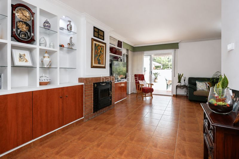 Foto a761d2a0-7ab9-4ab5-846e-e1678de29712. Casa amb calefacció aparcament piscina a Sant Andreu de la Barca