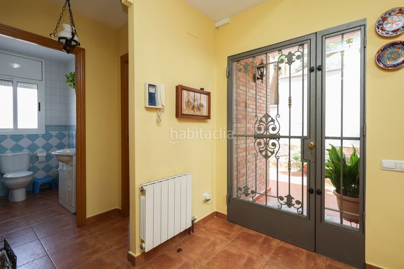 Foto faebb6a2-2b61-4247-a0eb-0f8f9c5988ba. Casa amb calefacció aparcament piscina a Sant Andreu de la Barca
