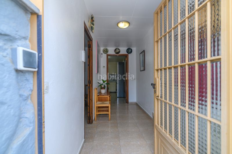 Foto 116e1b69-d6a3-4ea5-8f0a-88e6926d9188. Casa amb aparcament a Vilamarina Viladecans