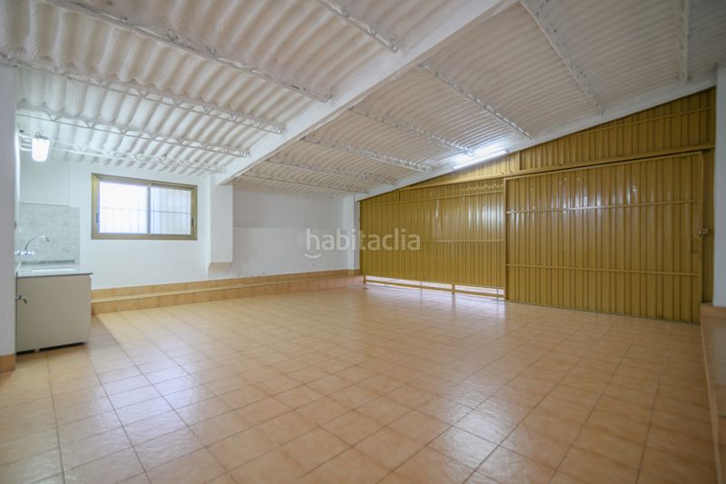 Foto 32f3e905-5b00-482d-b097-5cce64ffff71. Casa amb aparcament a Vilamarina Viladecans