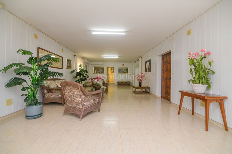 Foto 99dd9f82-81d3-4d2f-9a5a-a58477f8c3fb. Casa amb aparcament a Vilamarina Viladecans