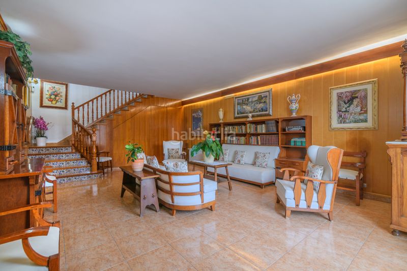 Foto a720c3b0-fe20-4857-816d-df60471315f7. Casa amb aparcament a Vilamarina Viladecans