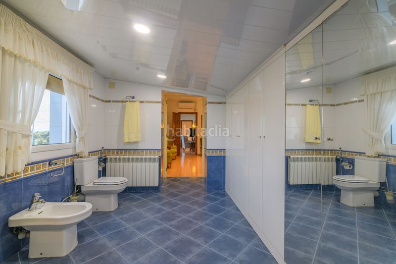 Foto aa499ad3-a424-4879-881d-1f6112fe4ada. Casa amb aparcament a Vilamarina Viladecans