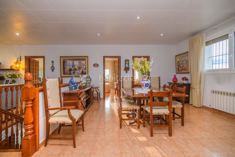Foto ac8ee047-170a-4fc3-b1c2-075ed950634e. Casa amb aparcament a Vilamarina Viladecans