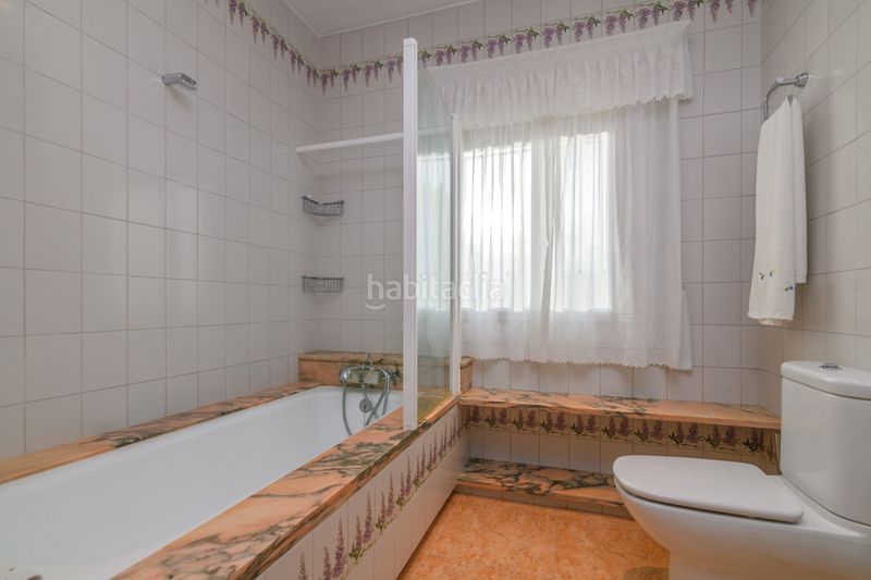 Foto ef3dafd6-8751-41be-981a-03183a0aa366. Casa amb aparcament a Vilamarina Viladecans