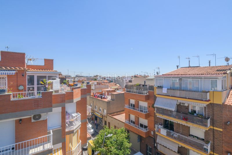 Foto 5036c6a4-edb0-45eb-81c1-04dcc5b04dc2. Àtic a Centre Viladecans