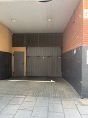 Aparcament cotxe a Viladecans - CL JOAN FIVELLER