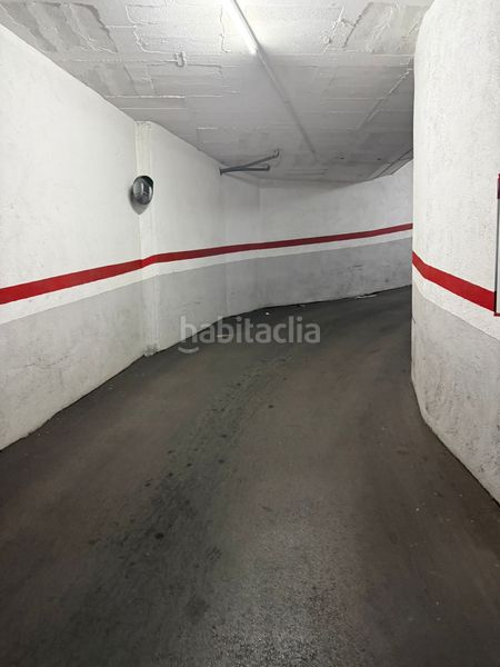 Foto a0015c89-513e-4a35-b4a4-22296fab15aa. Aparcament cotxe a Vilamarina Viladecans