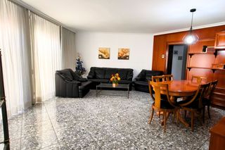 Flat in Sant Boi de Llobregat - Calle POMPEU FABRA DE