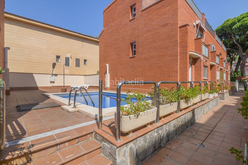Foto 62d8a52d-8688-4347-8e63-2b1cd40bb47f. Casa amb calefacció aparcament piscina a Bellamar Castelldefels