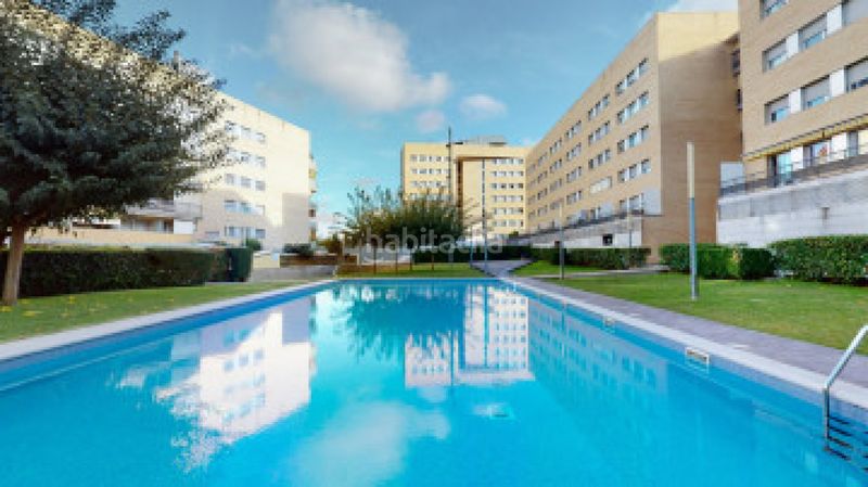 Appartement avec chauffage parking piscine dans Torre-roja-Campreciós Viladecans