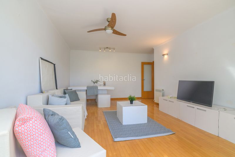 Foto 41b3d466-ab28-4b22-81e9-59b2b2fe67a6. Pis amb calefacció piscina a Torre-roja-Campreciós Viladecans