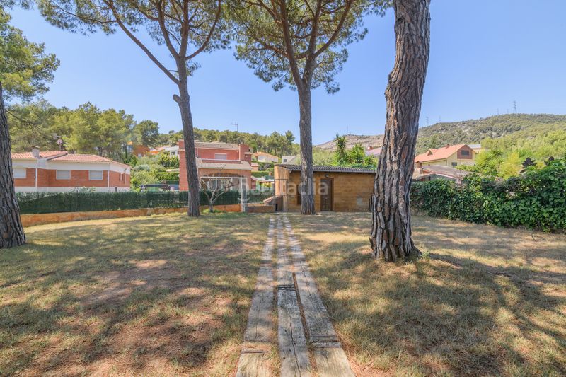 Foto 12706cff-8d26-40a5-8c59-f3d1bae2f96d. Casa amb calefacció aparcament a Begues