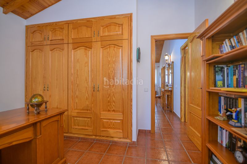 Foto 4dd38d11-0d3a-4928-8cb2-a9d73f95b0a6. Casa amb calefacció aparcament a Begues