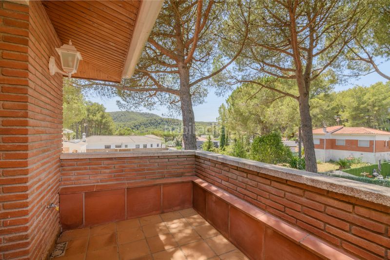 Foto 664d4a84-35b2-4781-a80e-3aa8c2d4686b. Casa amb calefacció aparcament a Begues