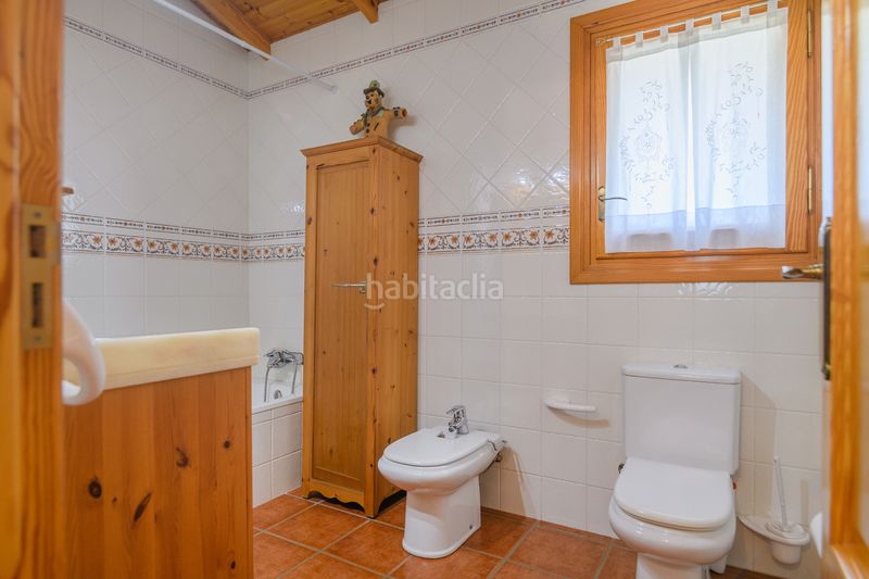 Foto 775fffcd-5168-42fb-bfdf-46f78e28abb7. Casa amb calefacció aparcament a Begues