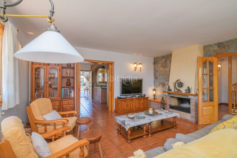Foto d3f2d5c5-b781-4367-8719-17a6852054b1. Casa amb calefacció aparcament a Begues
