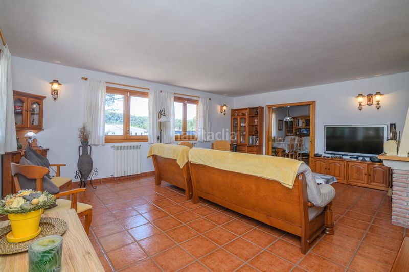 Foto e0d36c65-8080-4d33-9d46-a9d9e6699a2b. Casa amb calefacció aparcament a Begues