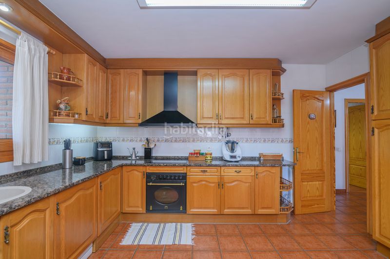 Foto e32a9a7f-a01e-4932-9e40-059477203df3. Casa amb calefacció aparcament a Begues