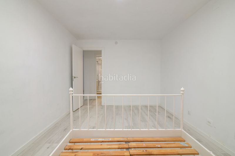 Foto 84b00424-950c-4501-a228-6f21a254c180. Pis a La Torrassa Hospitalet de Llobregat (L´)