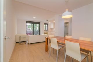 Pis  Sant boi de llobregat - cl tres d abril del. Piso luminoso con balcón en finca seminueva junto a plaza catalu
