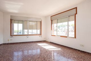 Pis  Gavà - montflorit. Ático con solárium en gavà.