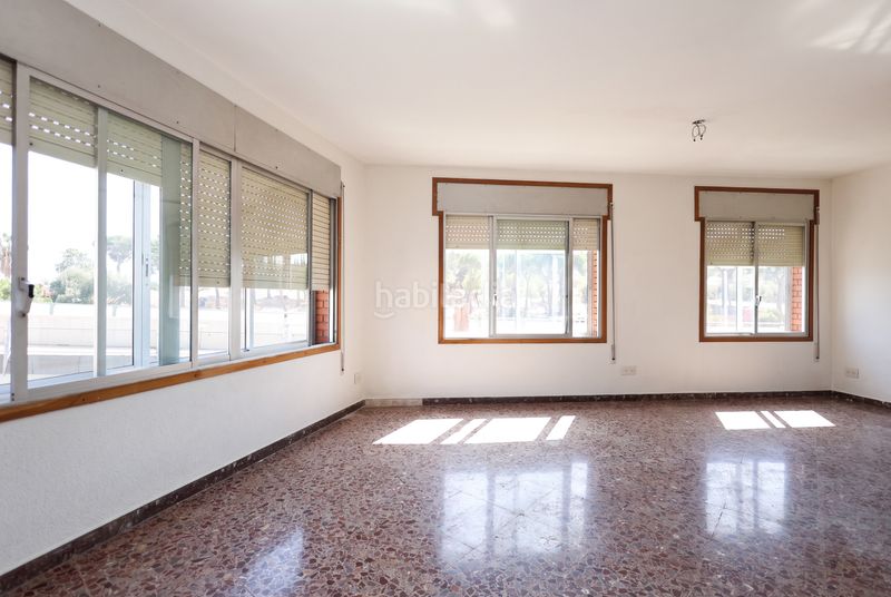 Foto bb6a91c7-f1d0-48eb-b6c2-7b59ce37a3d7. Àtic a Passeig Maragall Gavà