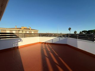 Penthouse  Gavà - montflorit. Ático con solárium en gavà.