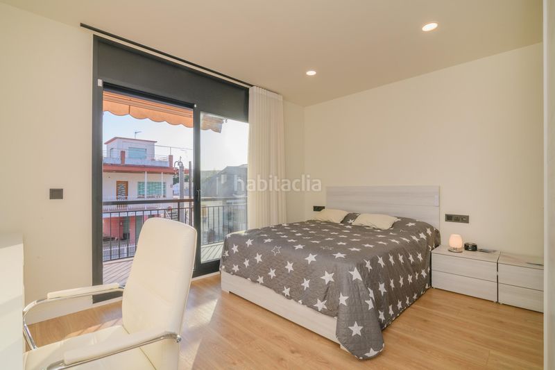 Foto 7c0a4792-d377-41a6-8210-ea5c490a76eb. Casa amb calefacció aparcament a Torrent Ballester Viladecans