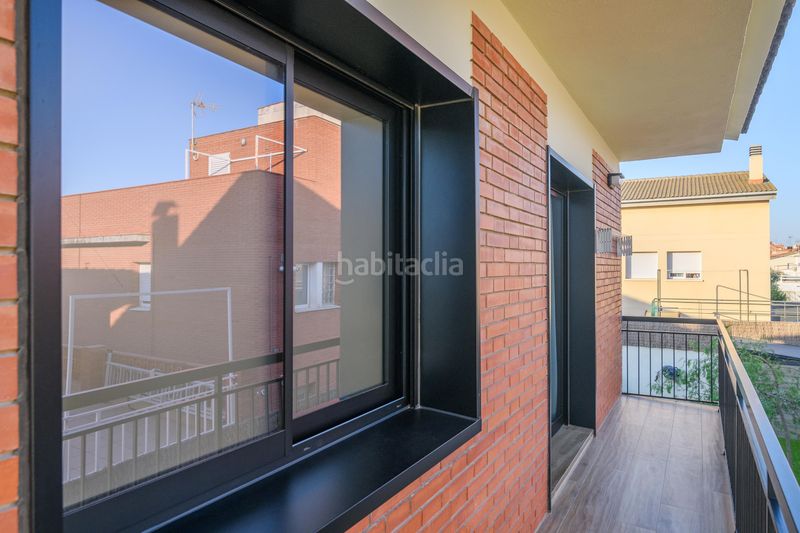 Foto 8bc78f9a-02f8-4366-978d-3653858c02be. Casa amb calefacció aparcament a Torrent Ballester Viladecans
