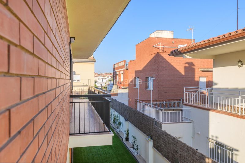 Foto f1889ace-ce9b-4d15-a3a7-06f11fc68f62. Casa amb calefacció aparcament a Torrent Ballester Viladecans