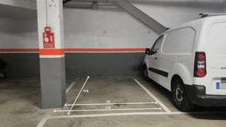 Aparcament cotxe a Sant Boi de Llobregat - RAMBLA RAFAEL CASANOVAS